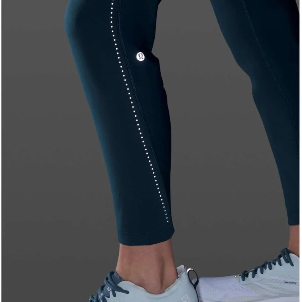 Lululemon Chase the Chill Super High-Rise Pant 28" Submarine size 4 - Picture 4 of 5